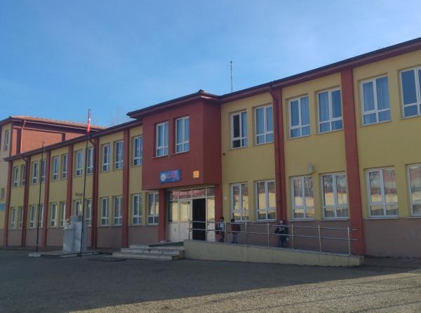Yenidoğan Ortaokulu Fotoğrafı